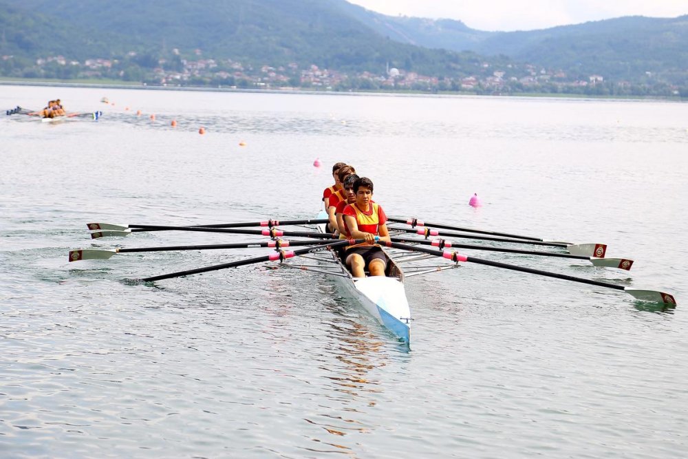 TURKIYE GENCLER DENIZ KUREGI YARISMASI